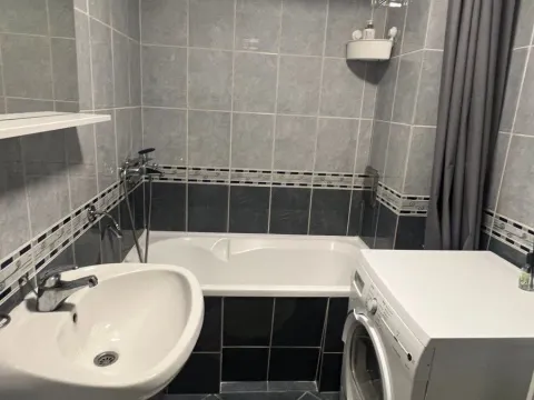 Izdavanje, jednosoban stan, 47m², Vezirov Most, Podgorica - image 13