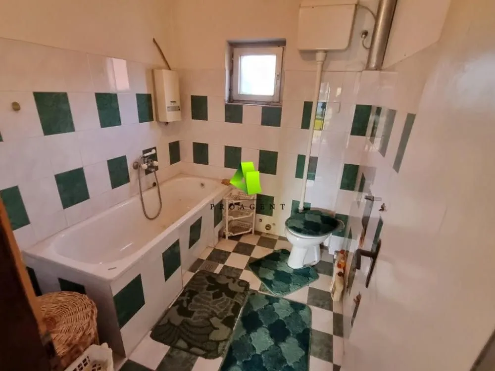 Prodaja, kuća, 160m², Crveni Krst, Niš