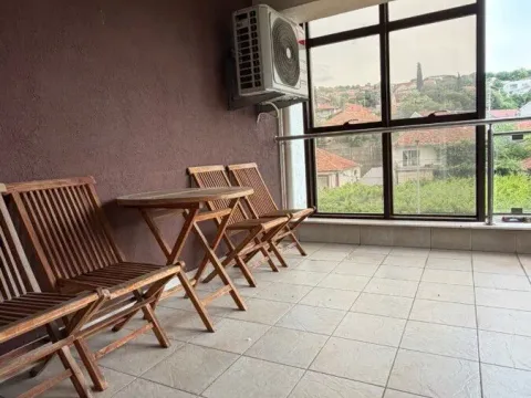 Rent, two bedroom apartment, 85m², Preko Morače, Podgorica - image 1