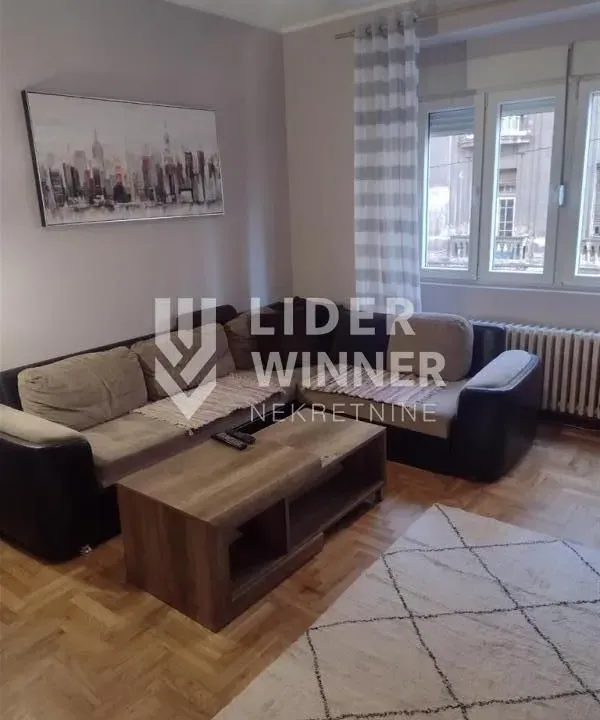 Prodaja, dvosoban stan, 60m², Stari Grad, Beograd