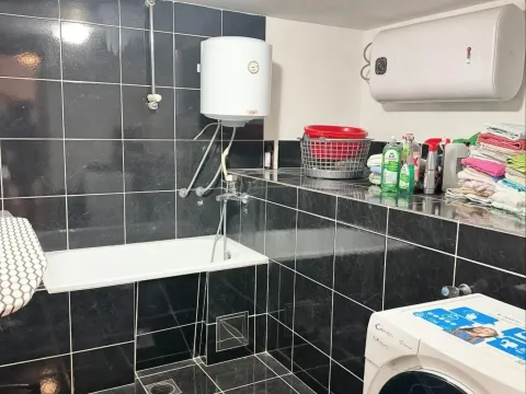 Rent, apartment, 300m², Gorica C, Podgorica - image 18