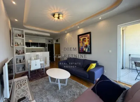 Rent, two bedroom apartment, 58m², Zagorič, Podgorica - image 9