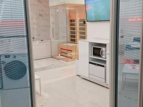 Prodaja, četvorosoban stan, 155m², Đeram Pijaca, Beograd - image 13