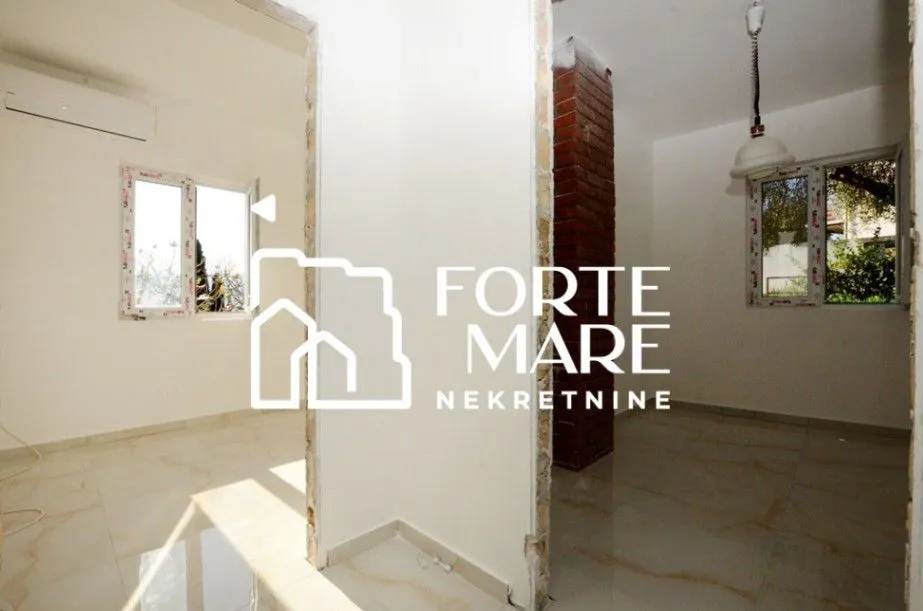 Prodaja, kuća, 40m², Sušćepan, Herceg Novi