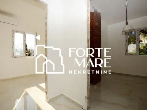 Prodaja, kuća, 40m², Sušćepan, Herceg Novi - image 2