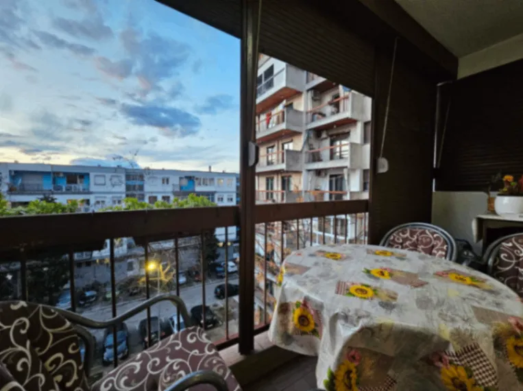 Prodaja, trosoban stan, 94m², Centar, Podgorica