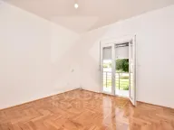 Rent, house, 200m², Botun, Podgorica - image 8