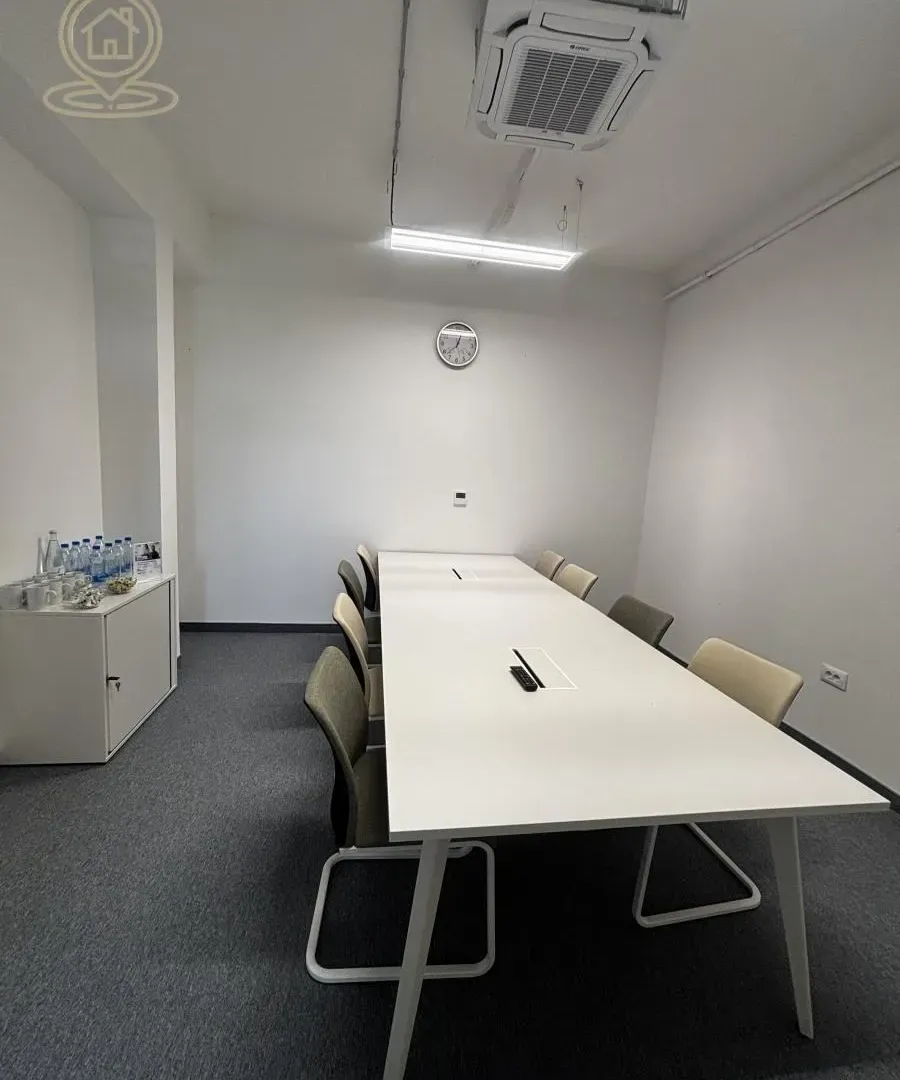 Rent, office space, 28m², Palilula, Niš