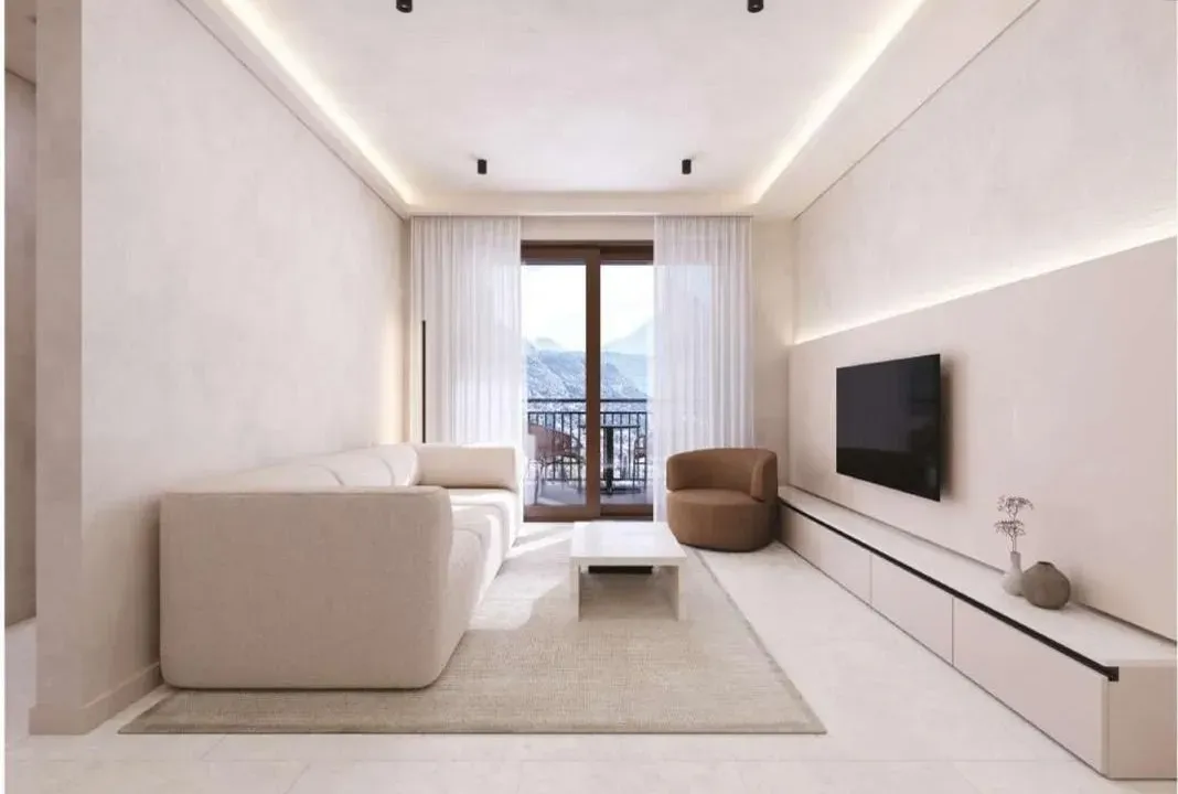 Prodaja, jednosoban stan, 50m², Centar, Tivat
