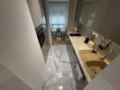 Sale, three bedroom apartment, 69m², Medijana, Niš - image 9