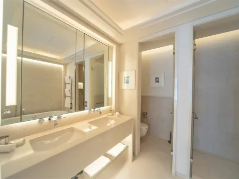 Rent, one bedroom apartment, 81m², Porto Montenegro, Tivat - image 11