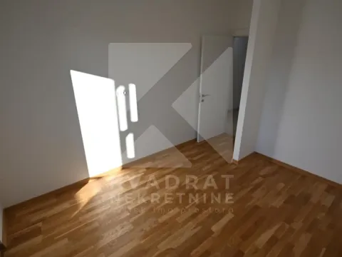 Izdavanje, dvosoban stan, 64m², Zagorič, Podgorica - image 6