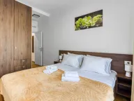 Izdavanje, dvosoban stan, 55m², Bečići, Budva - image 10