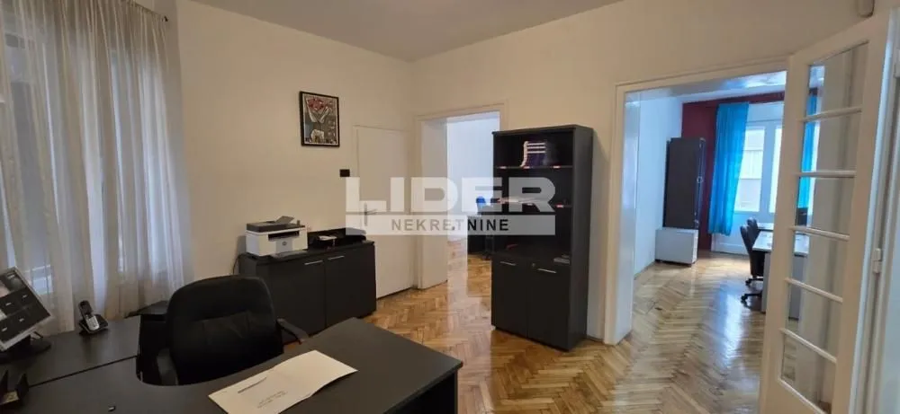Rent, office space, 100m², Savski Venac, Beograd