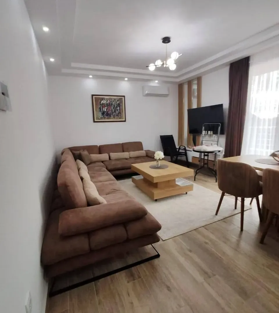 Rent, two bedroom apartment, 60m², Bečići, Budva