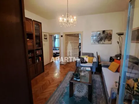 Prodaja, trosoban stan, 74m², Kalenić Pijaca, Vračar Sve Podlokacije - image 2