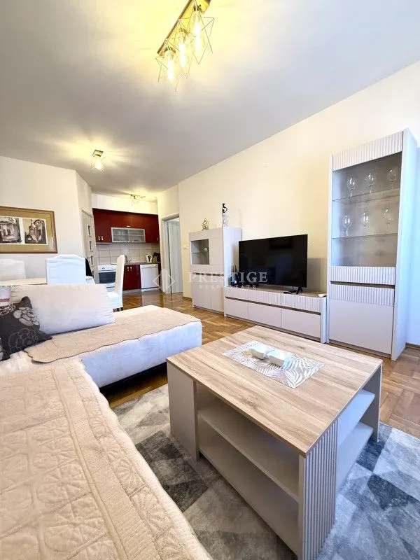 Rent, one bedroom apartment, 56m², City Kvart, Podgorica