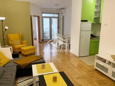 Izdavanje, dvosoban stan, 48m², Lipov Lad, Zvezdara Sve Podlokacije - image 2