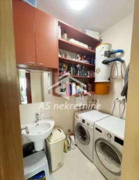 Izdavanje, trosoban stan, 131m², Vukov Spomenik, Zvezdara Sve Podlokacije - image 16