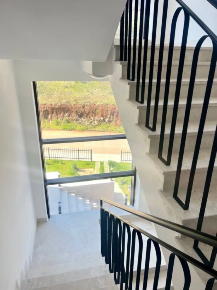 Prodaja, trosoban stan, 132m², Donja Gorica, Podgorica