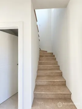 Prodaja, kuća, 129m², Donja Lastva, Tivat - image 9