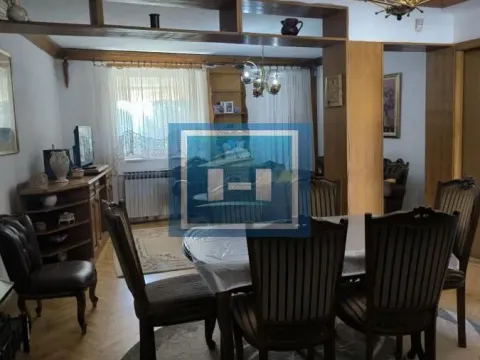 Rent, house, 238m², Ćuprija, Srbija - image 4