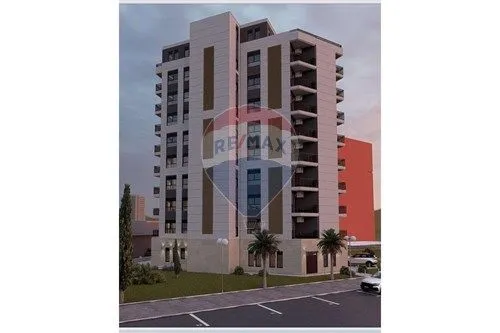 Prodaja, trosoban stan, 78m², Centar, Bar