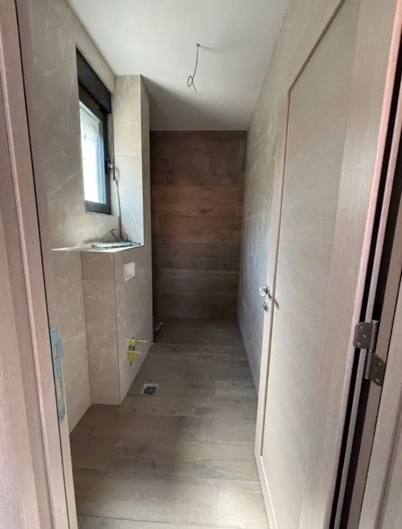 Prodaja, dvosoban stan, 76m², Tivat, Crna Gora