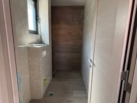 Sale, two bedroom apartment, 76m², Tivat, Crna Gora - image 9