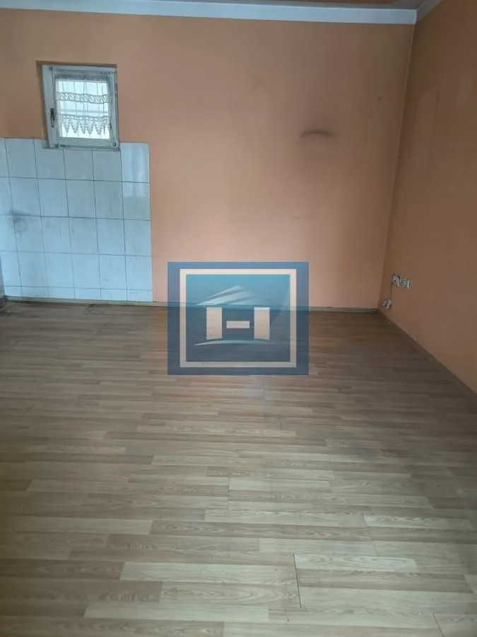 Prodaja, kuća, 92m², Dom Zdravlja, Ćuprija