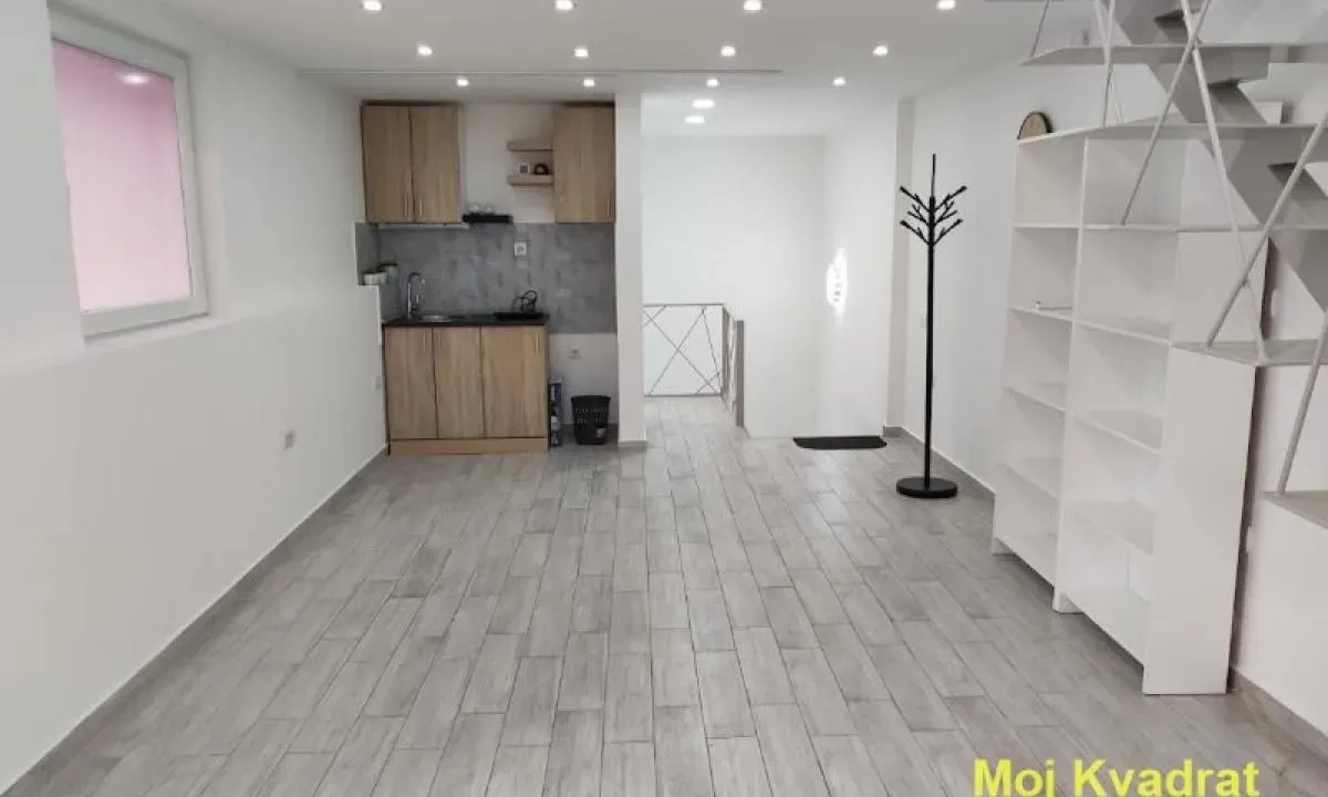 Sale, two bedroom apartment, 59m², Profesorska Kolonija, Palilula Sve Podlokacije
