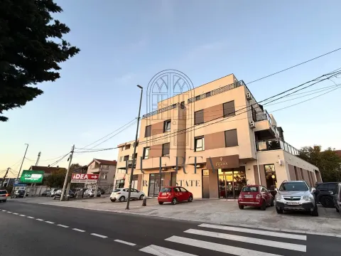 Izdavanje, jednosoban stan, 40m², Zagorič, Podgorica - image 13