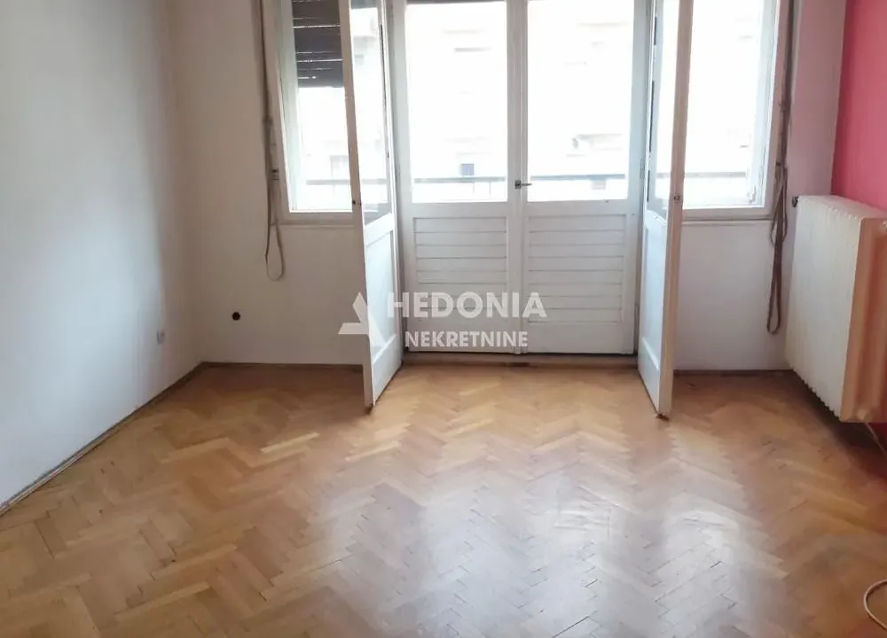 Prodaja, dvosoban stan, 60m², Savski Venac, Beograd