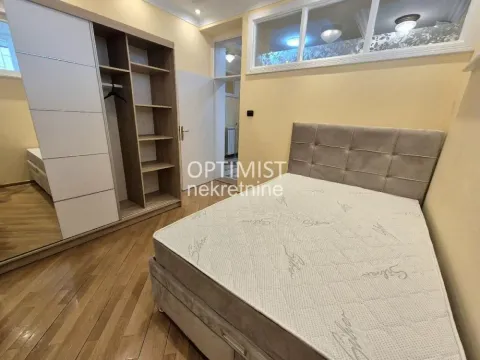 Rent, two bedroom apartment, 48m², Vračar Hram, Vračar Sve Podlokacije - image 5