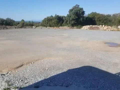 Prodaja, plac, 2050m², Bar, Crna Gora - image 7