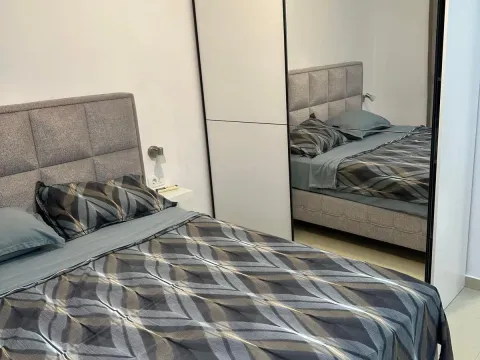 Rent, one bedroom apartment, 41m², Budva, Crna Gora - image 7