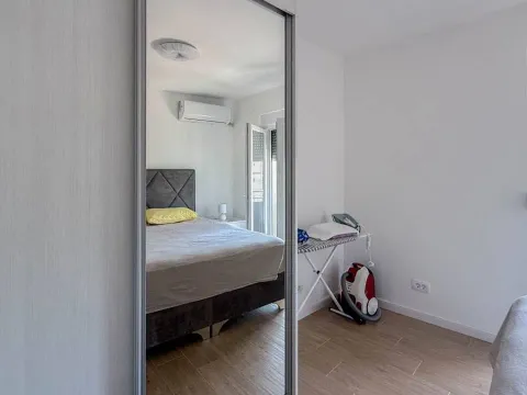 Rent, one bedroom apartment, 45m², Bečići, Budva - image 5