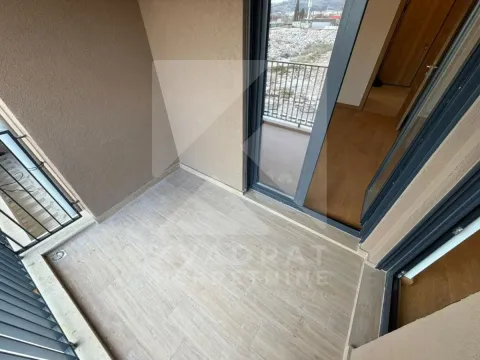 Rent, one bedroom apartment, 47m², New City, Podgorica - image 11