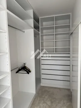 Izdavanje, četvorosoban stan, 136m², Centar, Novi Sad - image 8