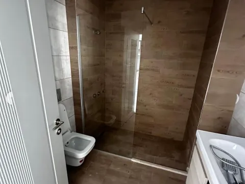 Prodaja, jednosoban stan, 40m², Centar, Bar - image 3