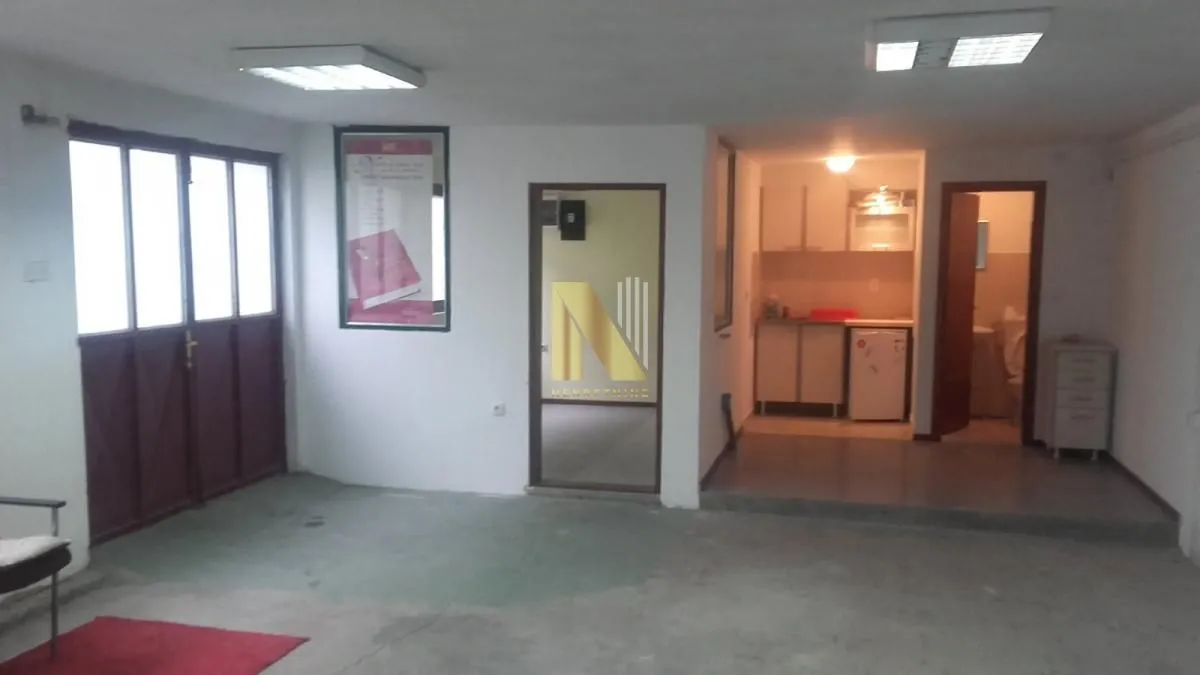 Izdavanje, poslovni prostor, 185m², Telep, Novi Sad Sve Podlokacije