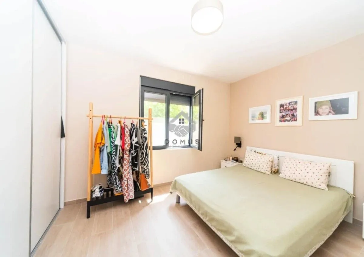 Prodaja, kuća, 130m², Tološi, Podgorica