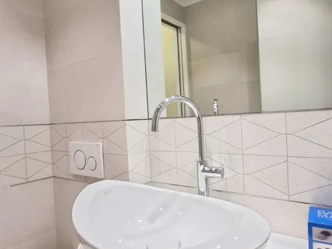 Sale, two bedroom apartment, 107m², Budva, Crna Gora - image 17