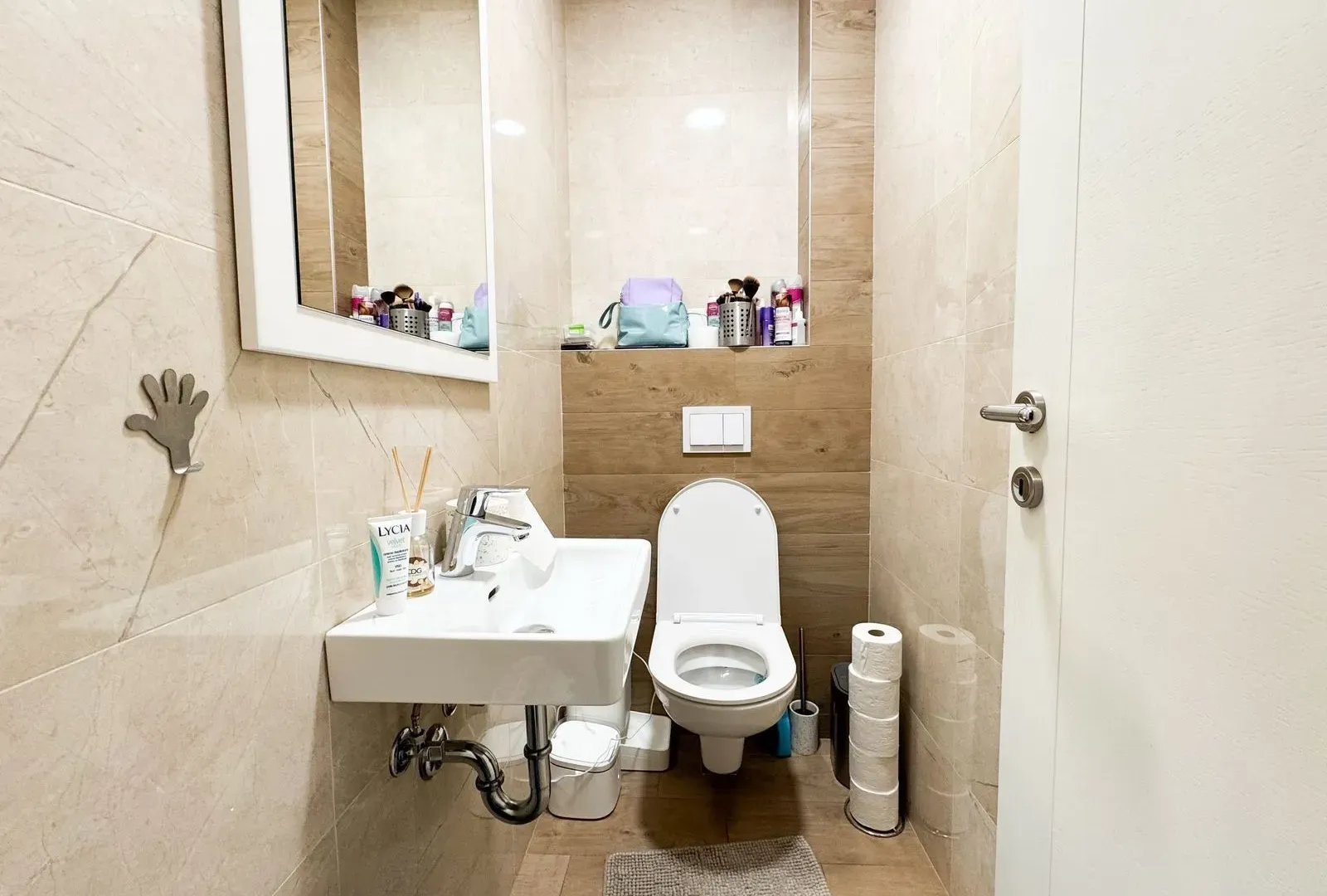 Prodaja, dvosoban stan, 63m², Dalmatinska ulica, Podgorica