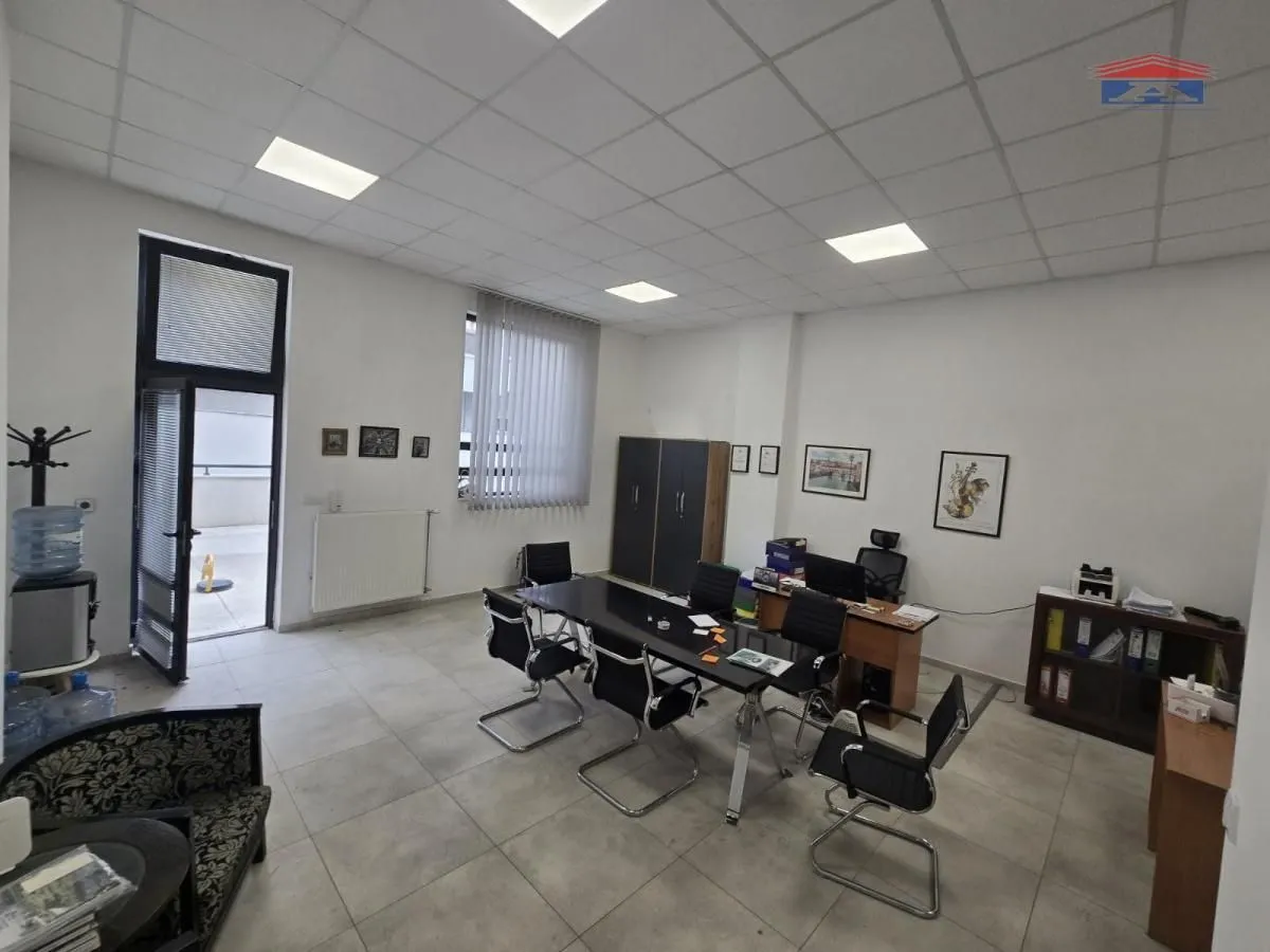 Sale, office space, 86m², Centar, Novi Sad