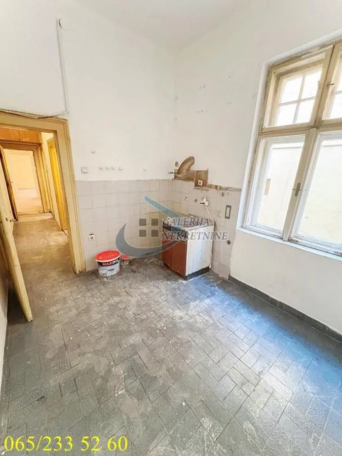 Sale, four bedroom apartment, 91m², Stari Grad, Beograd