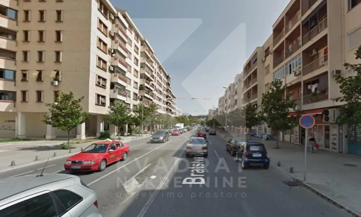 Izdavanje, poslovni prostor, 12m², Gintaš, Podgorica