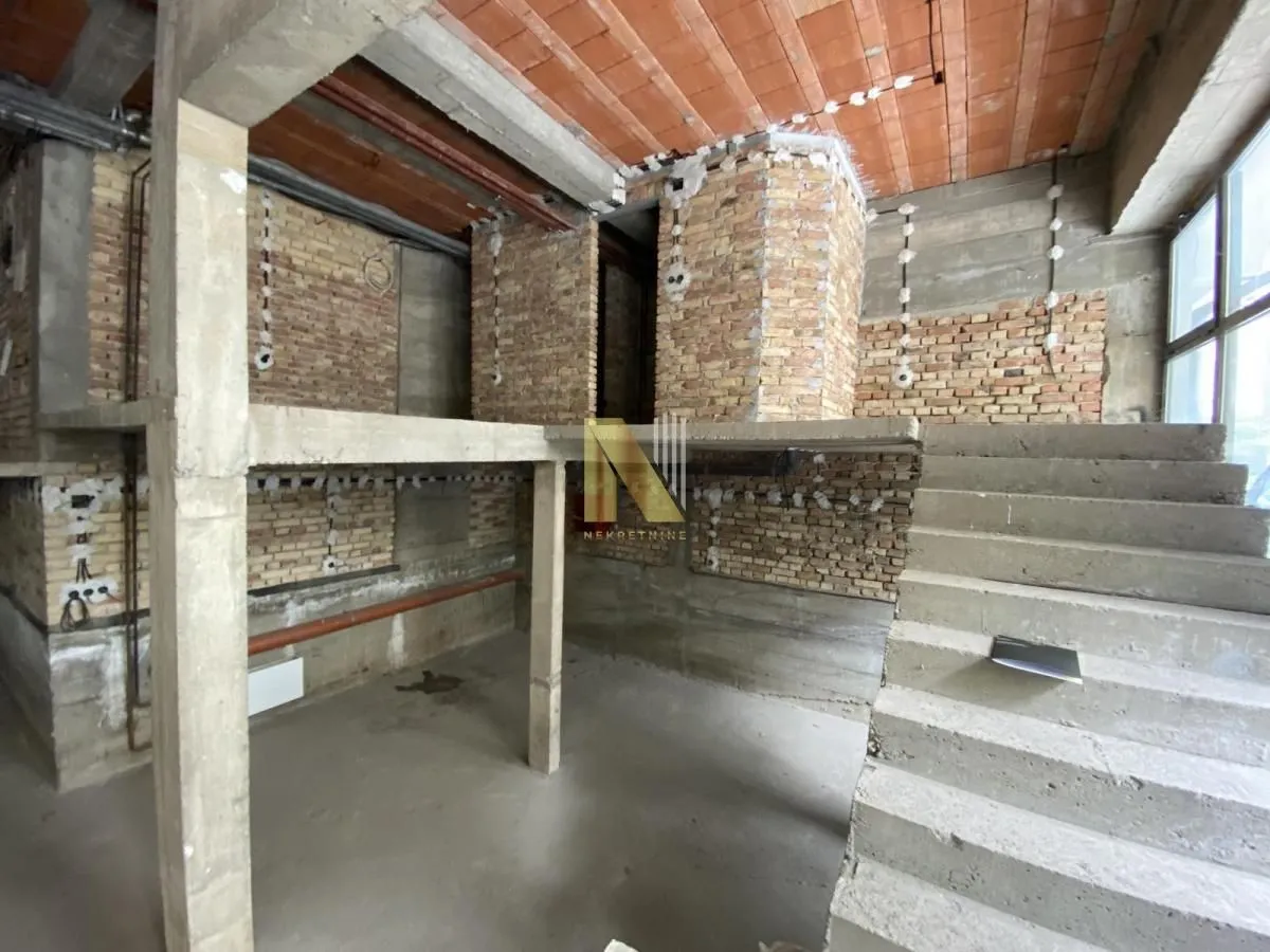 Sale, office space, 148m², Podbara, Novi Sad Sve Podlokacije