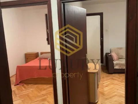 Izdavanje, dvosoban stan, 72m², Zabjelo, Podgorica - image 11