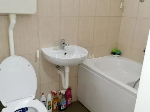 Izdavanje, jednosoban stan, 32m², Stari Grad, Beograd - image 3